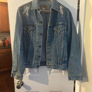 Stylish Blue Denim Jacket with Embellishments